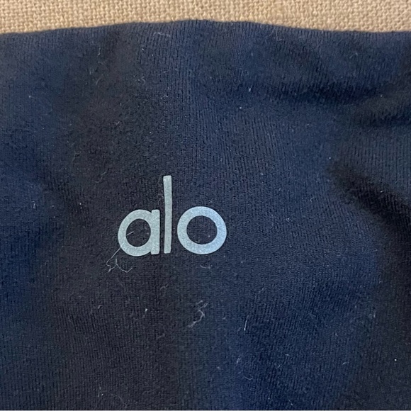 Alo Black Leggings - Picture 6 of 6